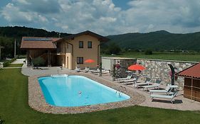 Agriturismo E Alloggi Luis Gianni