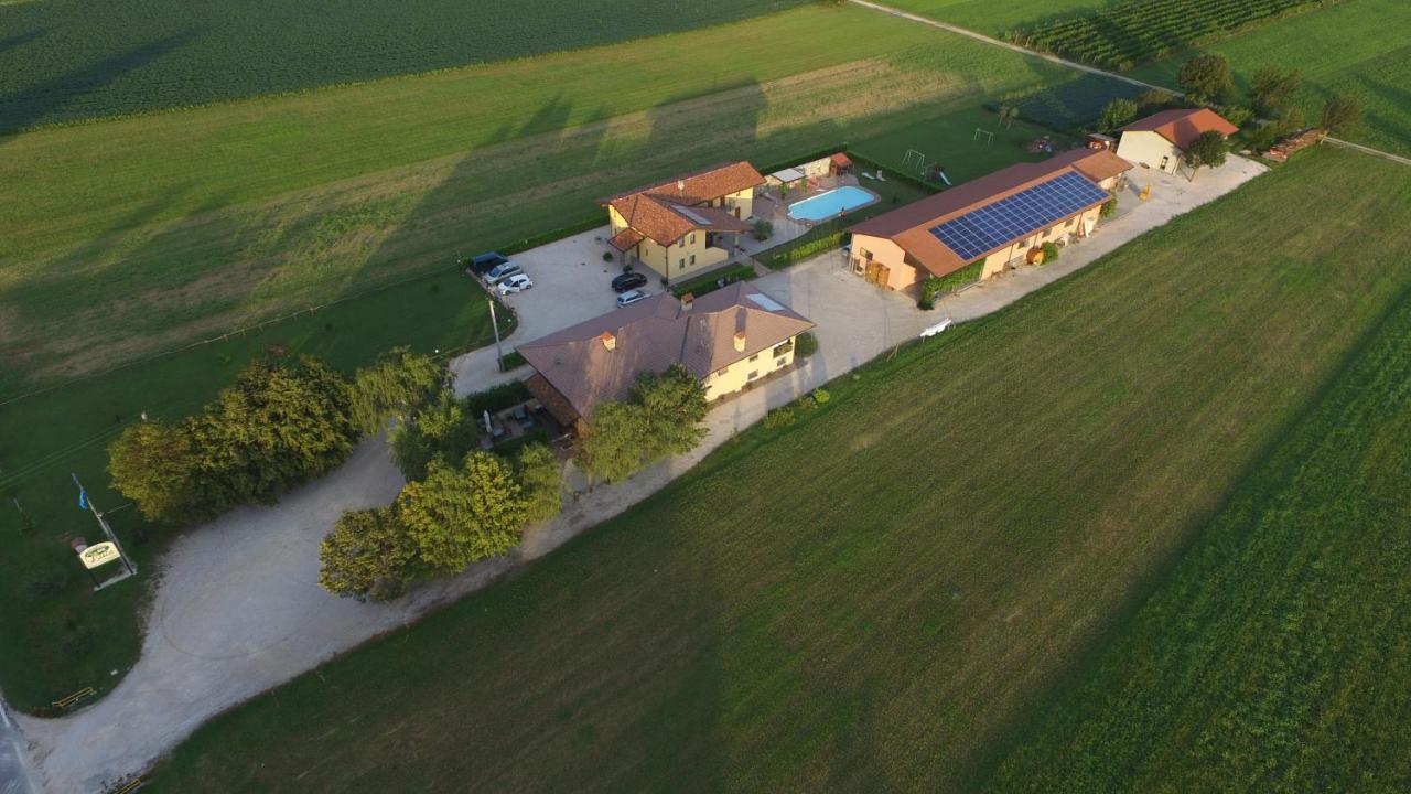 Agriturismo E Alloggi Luis Gianni Cividale del Friuli Exterior foto